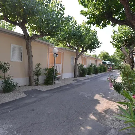 Kompleks wypoczynkowy Johnny Marina Palmense