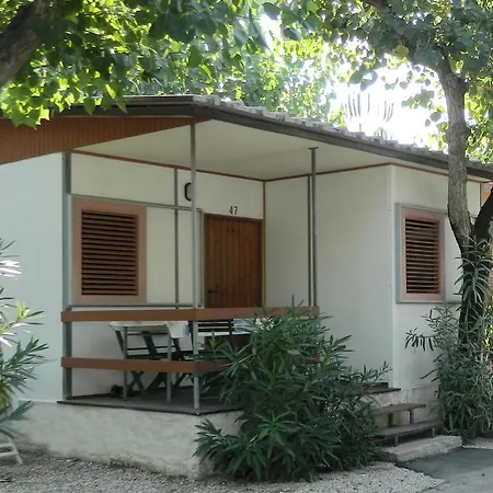 Johnny Kompleks wypoczynkowy